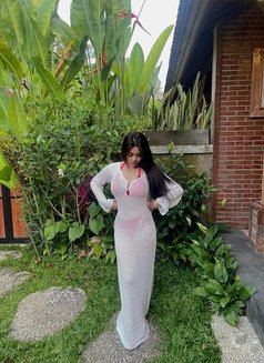 jasminé west - escort in Bali Photo 10 of 10