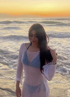 jasminé - escort in Bali Photo 14 of 14