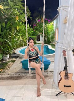 Jasmine - escort in Bali Photo 5 of 8