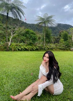 jasmine - escort in Bali Photo 3 of 18