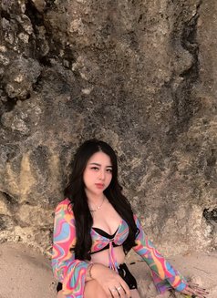 Jasmine - escort in Bali Photo 4 of 10