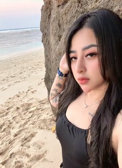 Jasmine - escort in Bali Photo 6 of 10