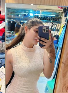Jasmine kaur (real meeting or cam show) - puta in New Delhi Photo 3 of 8