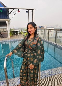 Jasmine Kaur Retty - escort in Singapore Photo 2 of 4