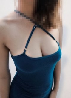 JASMINE (REAL MEET & CAM)🦋 - escort in Mumbai Photo 2 of 21