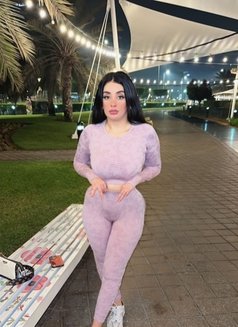 Jasmine - escort in Abu Dhabi Photo 6 of 8