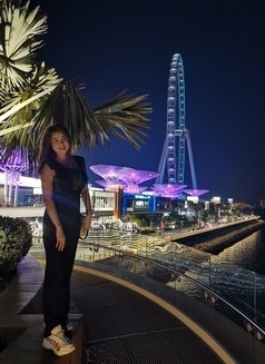 Jasmine Professional Masseuse - puta in Dubai Photo 3 of 7
