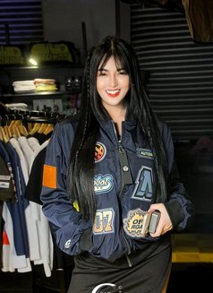 Jasmine - escort in Mumbai Photo 3 of 5