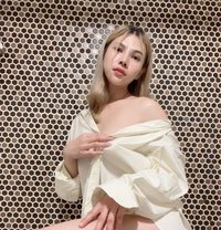 Jasmine tantric massage stay only 1 week - masseuse in Taipei