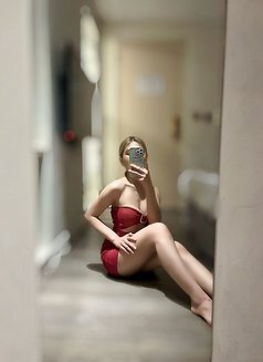Jasmine tantric massage toys - masseuse in Al Manama Photo 6 of 7