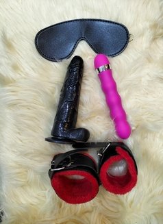 Jasmine tantric massage toys - Masajista in Al Manama Photo 5 of 8