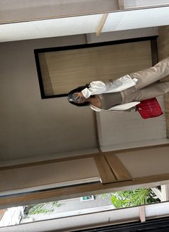 Jasmine - puta in Dubai Photo 8 of 8