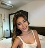 Jasmine - escort in Dubai Photo 1 of 10