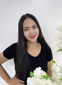 Jasmine - escort in Riyadh Photo 8 of 9