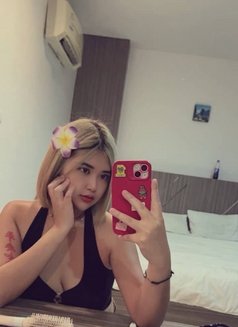 Jasmine - escort in Riyadh Photo 8 of 21