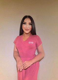 🦄 Jasmine 🦄 - Transsexual escort in Abu Dhabi Photo 10 of 10