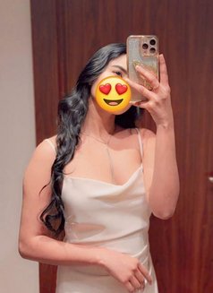 Jasmine Young Indian - escort in Dubai Photo 5 of 6