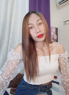 Jasminetopdom - Transsexual escort in Singapore Photo 2 of 2