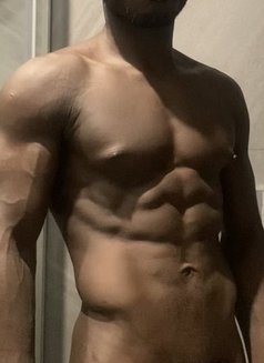 Jason - Male escort in Phuket Photo 3 of 3