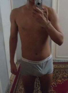 Jason (Click Here) Best Masseur Ever - Male escort in Cairo Photo 1 of 3