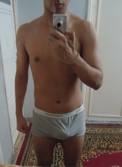 Jason (Click Here) Best Masseur Ever - Male escort in Dubai Photo 2 of 3