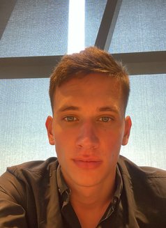 Jason from Europe - Male escort in Dubai Photo 6 of 6