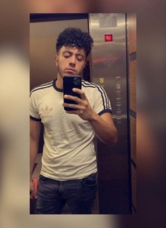 Jason - Male escort in Beirut Photo 1 of 1