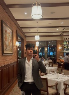 Jason - satisfying your dirty fantasies - Male escort in Colombo Photo 6 of 9