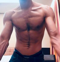 75 BBC Bull,Fine w any Fetish(Dom/Sub) - Male escort in Bangalore