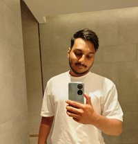 Jason Yuven - Male dominatrix in Colombo