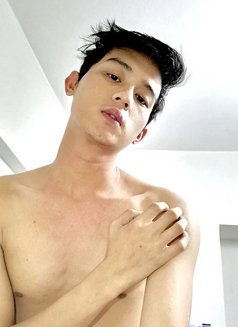 Jasper - Male escort agency in Manila Photo 8 of 11