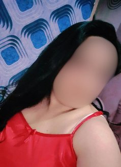 Jaspreet Kaur - escort in New Delhi Photo 1 of 4