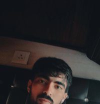 Jasraj - Intérprete masculino de adultos in Ahmedabad