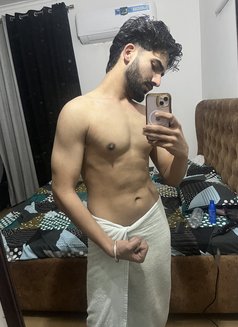 Jass - Male escort in Chandigarh Photo 1 of 2