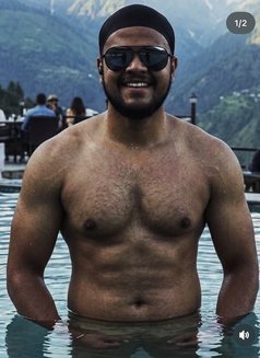 Jass - Male escort in Noida Photo 3 of 5