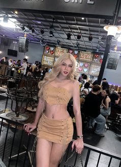Jass'mine 69 Both - Transsexual escort in Bangkok Photo 11 of 17