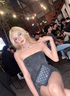 Jass'mine 69 Both - Transsexual escort in Bangkok Photo 13 of 17