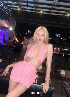 Jass'mine 69 Both - Transsexual escort in Bangkok Photo 14 of 17