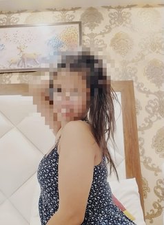Jassi - escort in Bangalore Photo 1 of 1