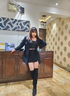 Online service only -/ jessy - Transsexual escort in Hyderabad Photo 5 of 9