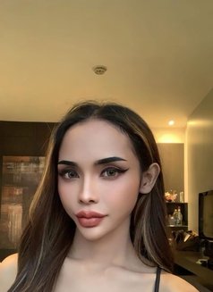 Jassy – Petite & Feminine Ladyboy - Transsexual escort in Bangkok Photo 2 of 3