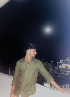 Jatin - Male escort in Chandigarh Photo 3 of 7