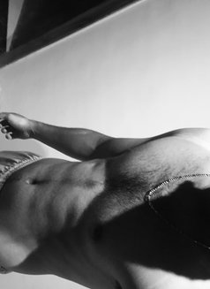 Jatin - Male escort in Mumbai Photo 1 of 8
