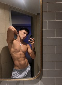 Javier - Male escort in Bangkok Photo 17 of 25