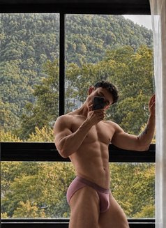 Javier - Male escort in Bangkok Photo 20 of 25