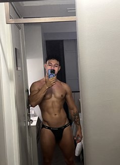 Javier - Male escort in Bangkok Photo 21 of 25