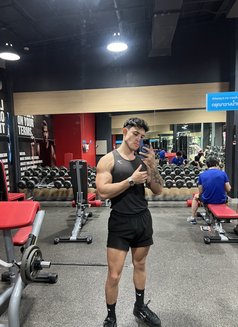 Javier - Male escort in Bangkok Photo 25 of 25