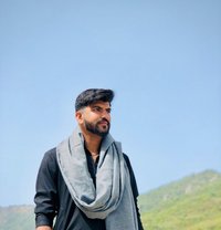 Jawad Ahmad - Acompañantes masculino in Lahore