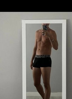 Jawad - Male escort in Beirut Photo 4 of 4