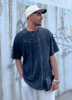 Jawad - Male escort agency in Beirut Photo 3 of 3